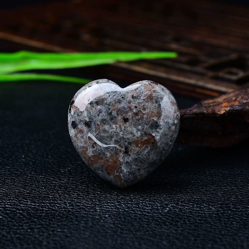 5 CM | Natural Crystal Flame Stone Yooperlite Heart Stone Palm Stone Ornament